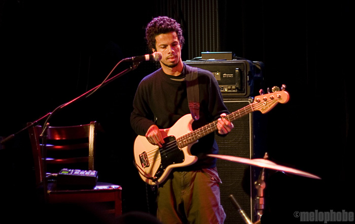 Curumin at Nectar Lounge, January 24, 2009. Photo by Nicole Kristek.