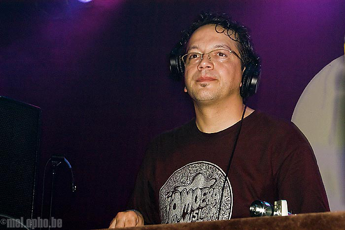Mark Farina at Neumos, January 30, 2009. Photo by Tighe McGillivray.