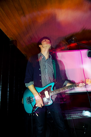 Brown Recluse Sings at Kung Fu Necktie, February 8, 2009. Photo by Zack Gross.