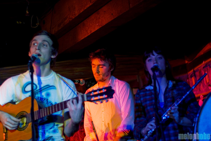 Ah Holly Fam'ly at Sunset Tavern, February 11, 2009. Photo by Nicole Kristek.