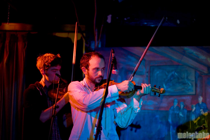Ah Holly Fam'ly at Sunset Tavern, February 11, 2009. Photo by Nicole Kristek.