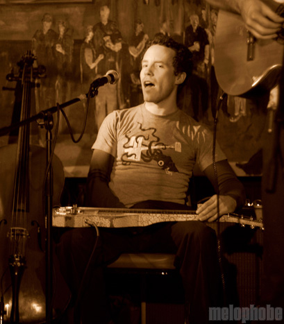 Ah Holly Fam'ly at Sunset Tavern, February 11, 2009. Photo by Nicole Kristek.