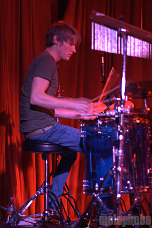 Annuals at Chop Suey, February 25, 2009. Photo by Nicole Kristek.