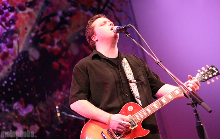 Jason Isbell and The 400 Unit at World Café Live, February 27, 2009. Photo by Katie Riggan.