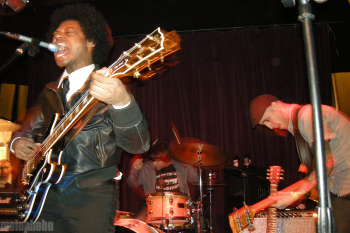 The Continental at Union Pool, March 13, 2009. Photo by Katherine Hartnett.