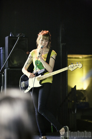 Vivian Girls at Red 7, March 18, 2009. Photo by Ari Sommer.