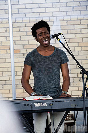 Miles Benjamin Anthony Robinson at Yard Dog, March 19, 2009. Photo by Ari Sommer.