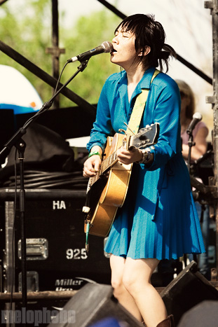 Thao Nguyen at Waterloo Park, March 21, 2009. Photo by Ari Sommer.