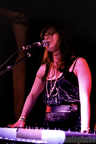 Asobi Seksu at Middle East Upstairs, March 30, 2009. Photo by Ben Piper.