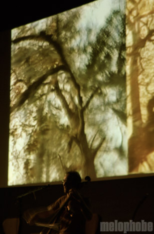 The Books at Miller Theater at Columbia University, April 9, 2009. Photo by Kaylin Rostron.