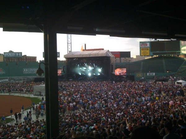 Photo from “Phish Setlist from Fenway for Sunday, May 31st”