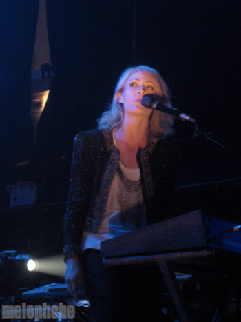 Metric at Terminal 5, June 17, 2009. Photo by Anna Gillespie.