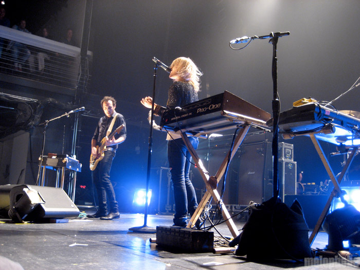 Metric at Terminal 5, June 17, 2009. Photo by Anna Gillespie.