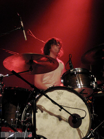 Sebastien Grainger at Terminal 5, June 17, 2009. Photo by Anna Gillespie.