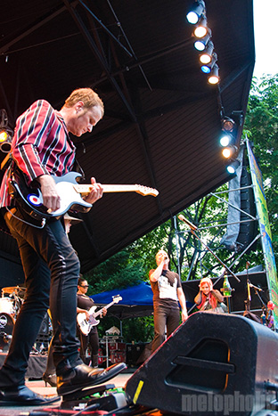 B-52s at Oregon Zoo, June 19, 2009. Photo by Ian McNeil.