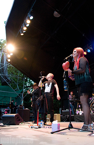B-52s at Oregon Zoo, June 19, 2009. Photo by Ian McNeil.