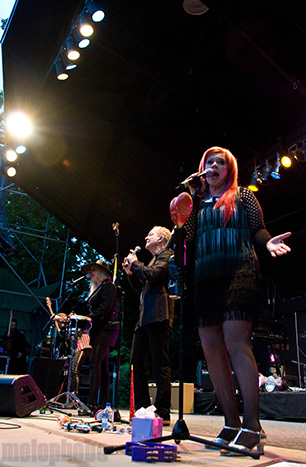 B-52s at Oregon Zoo, June 19, 2009. Photo by Ian McNeil.