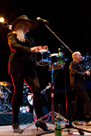 B-52s at Oregon Zoo, June 19, 2009. Photo by Ian McNeil.