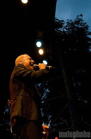 B-52s at Oregon Zoo, June 19, 2009. Photo by Ian McNeil.