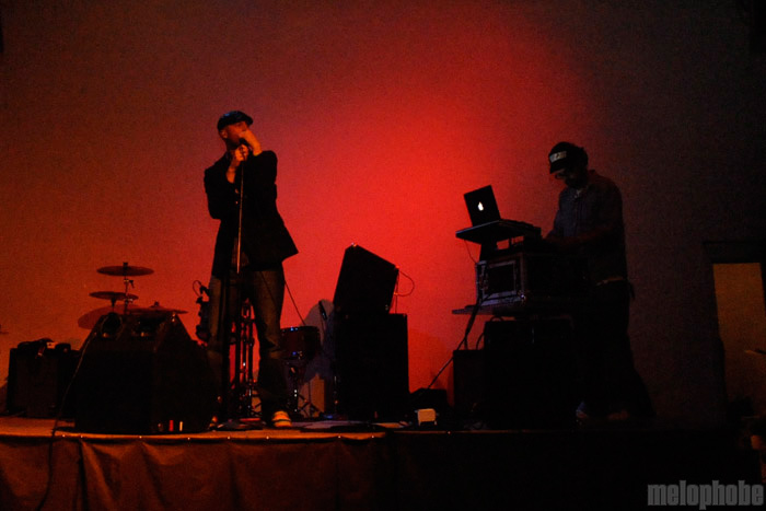 Logan Lynn at Holocene, June 23, 2009. Photo by Angel Priest.