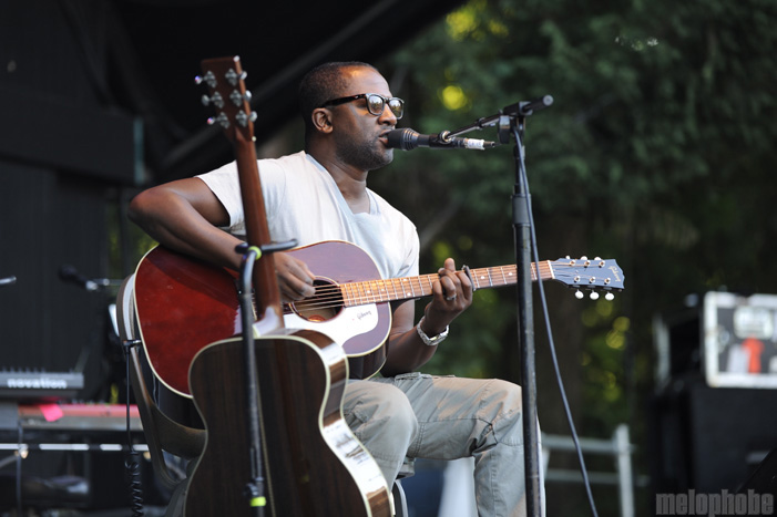 David Ryan Harris at Oregon Zoo, July 24, 2009. Photo by Angel Priest and Joshua Bean.