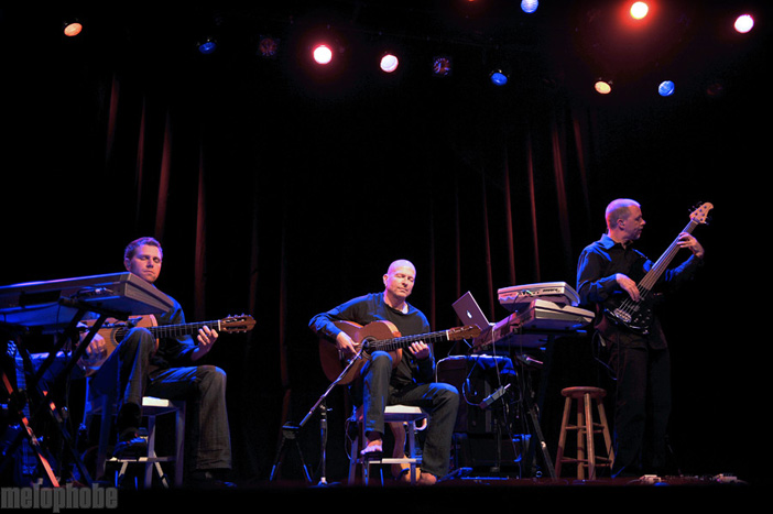 Ottmar Liebert at Aladdin Theater, July 26, 2009. Photo by Alice Falzone.