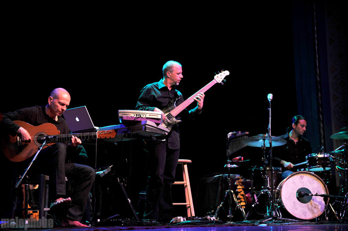 Ottmar Liebert at Aladdin Theater, July 26, 2009. Photo by Alice Falzone.