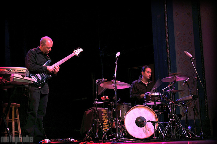 Ottmar Liebert at Aladdin Theater, July 26, 2009. Photo by Alice Falzone.