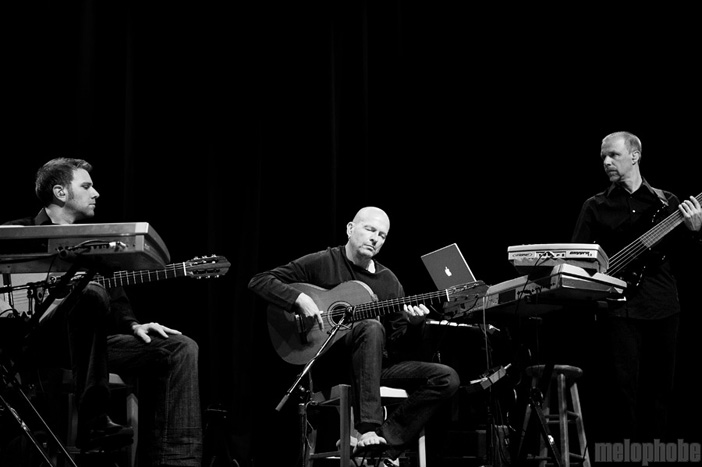 Ottmar Liebert at Aladdin Theater, July 26, 2009. Photo by Alice Falzone.