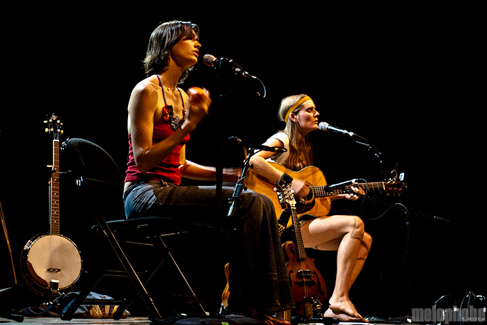 The Ditty Bops at Aladdin Theater, July 29, 2009. Photo by Bill Eckerson.