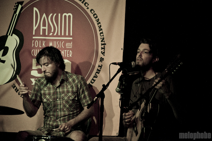 Elijah Wyman at Club Passim, July 30, 2009. Photo by Chris Barth.