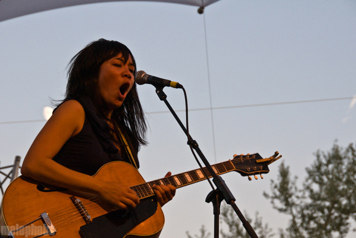 Thao with the Get Down Stay Down at Pendarvis Farm, July 31, 2009. Photo by Ian McNeil and Steve Benoit.