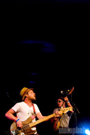Dr. Dog at Pendarvis Farm, August 1, 2009. Photo by Ian McNeil and Steve Benoit.