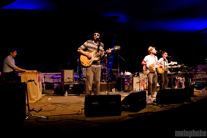Dr. Dog at Pendarvis Farm, August 1, 2009. Photo by Ian McNeil and Steve Benoit.