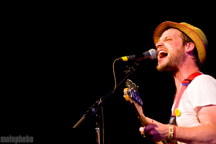 Dr. Dog at Pendarvis Farm, August 1, 2009. Photo by Ian McNeil and Steve Benoit.
