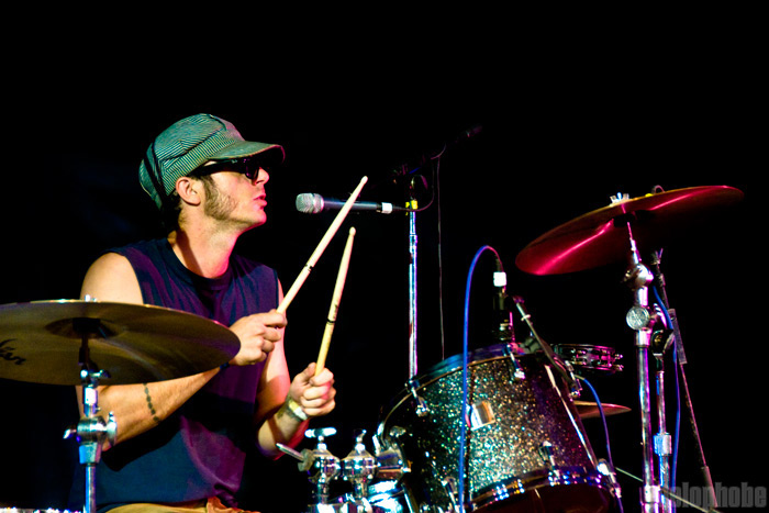 Dr. Dog at Pendarvis Farm, August 1, 2009. Photo by Ian McNeil and Steve Benoit.