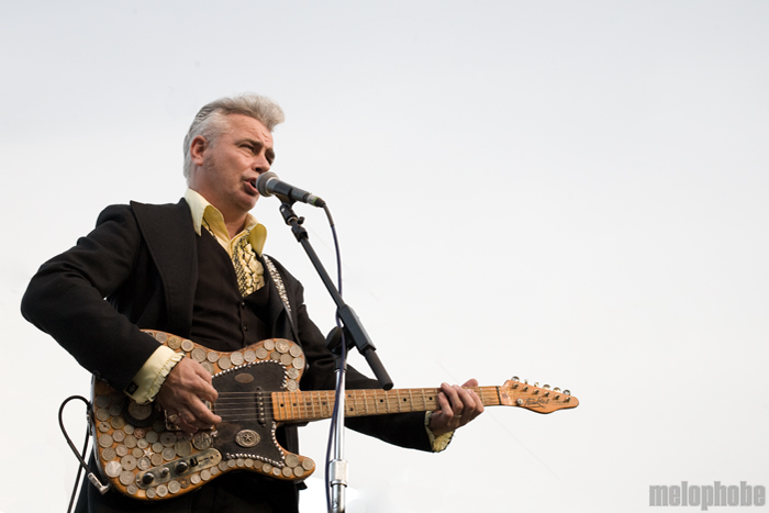 Dale Watson at Pendarvis Farm, August 2, 2009. Photo by Ian McNeil and Steve Benoit.