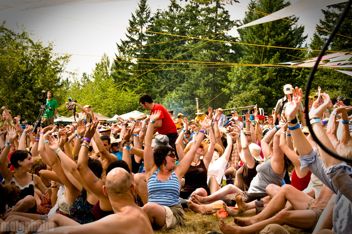 Pickathon Indie Roots Music Festival: Sunday at Pendarvis Farm, August 2, 2009. Photo by Ian McNeil and Steve Benoit.
