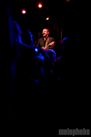 Colin Hay at Aladdin Theater, August 7, 2009. Photo by Steve Benoit.