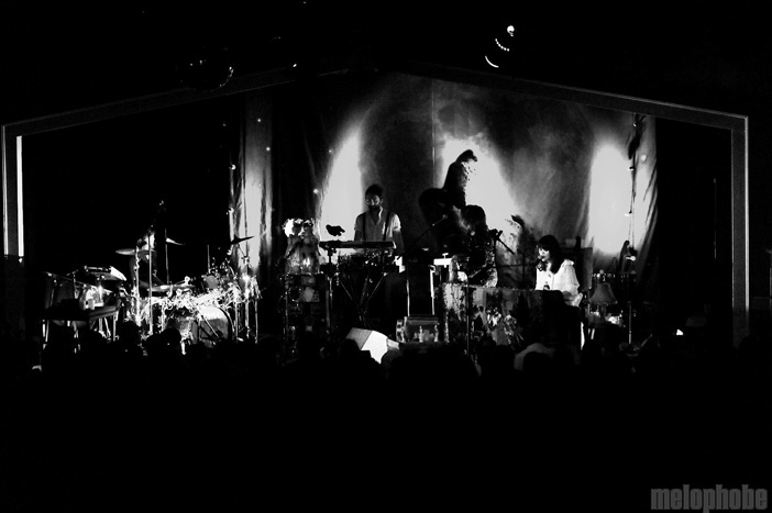 Bat for Lashes at Wonder Ballroom, August 27, 2009. Photo by Angel Priest.