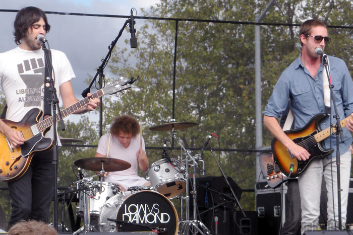 Low Vs Diamond at Seattle Center, September 5, 2009. Photo by Mollyrose Sommer.