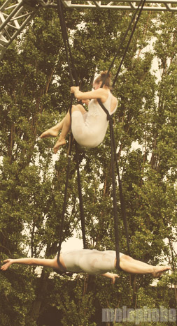 Flexion at Seattle Center, September 7, 2009. Photo by Nicole Kristek.