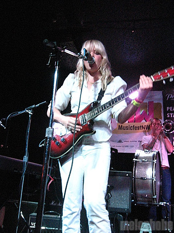 Tu Fawning at Berbati's Pan, September 17, 2009. Photo by Carrie Johnston.