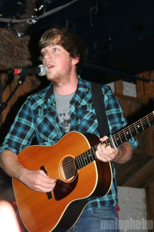 Greg Holden at The Parish, September 28, 2009. Photo by Holly Hajari.