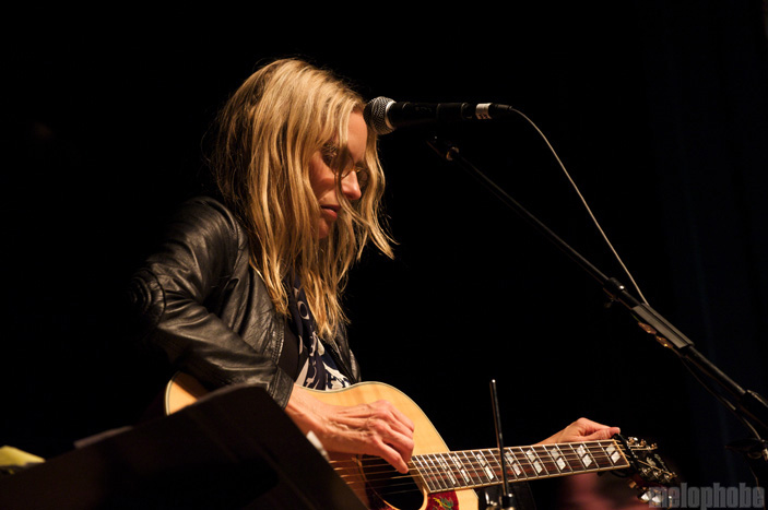 Aimee Mann at Aladdin Theater, October 6, 2009. Photo by Angel Priest.