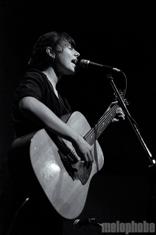 Shelley Short at Holocene, October 7, 2009. Photo by Bill Eckerson.