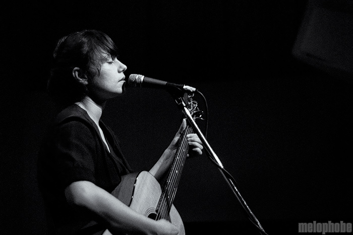 Shelley Short at Holocene, October 7, 2009. Photo by Bill Eckerson.