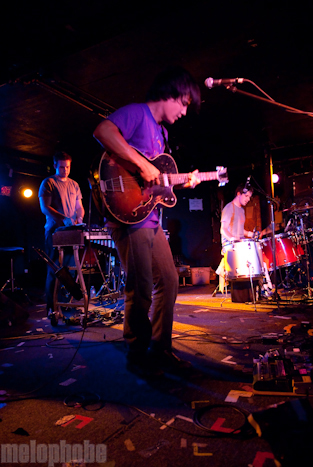 The Dodos at Middle East Downstairs, October 15, 2009. Photo by Ben Gebo.