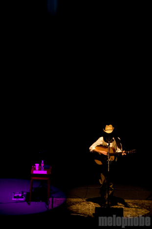 Ray Lamontagne at Providence Performing Arts Center, November 3, 2009. Photo by Steve Benoit.