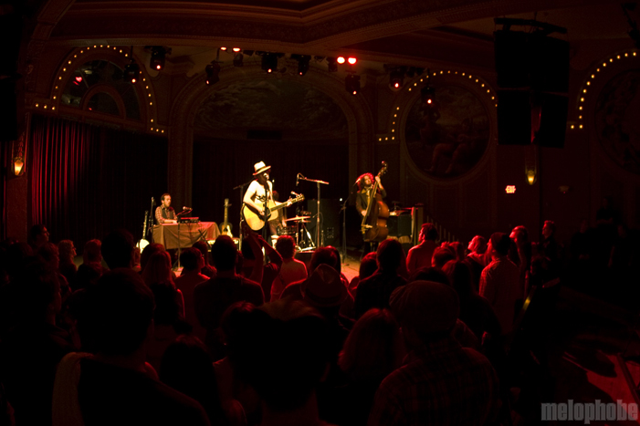 Langhorne Slim at Crystal Ballroom, November 4, 2009. Photo by Lymay Iwasaki.